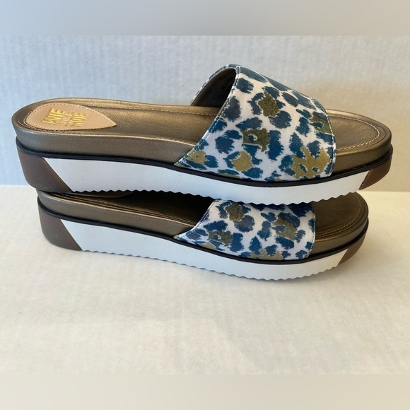 Jane And The Shoe Hannah platform slide sandals NWOB Sz-9.5.  E - Picture 7 of 7